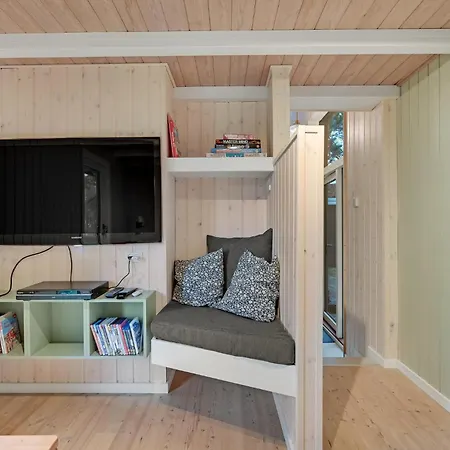 Vakantiehuis Gorgeous In Knebel With Sauna