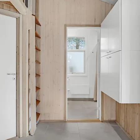 Vakantiehuis Gorgeous In Knebel With Sauna *