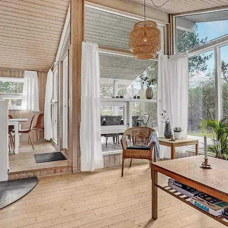 Gorgeous In Knebel With Sauna *