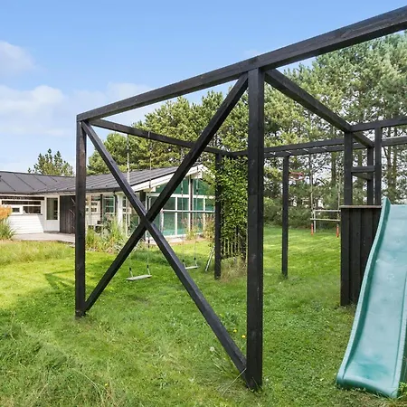 Gorgeous In Knebel With Sauna *